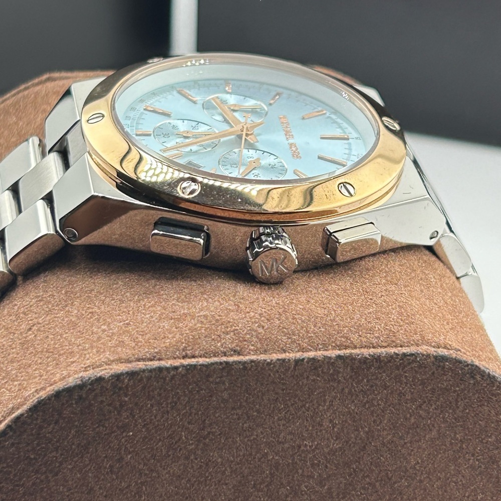 Michael Kors reagan Silver and Gold Chronograph Watch 6079 new battery - Picture 5 of 7